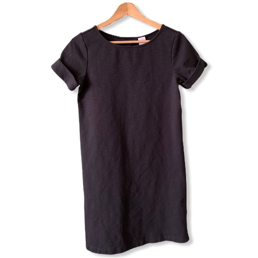 LOLE KEYHOLE SHIFT DRESS